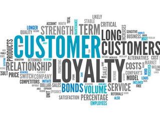 HOW TO USE SOCIAL TO BUILD CUSTOMER LOYALTY