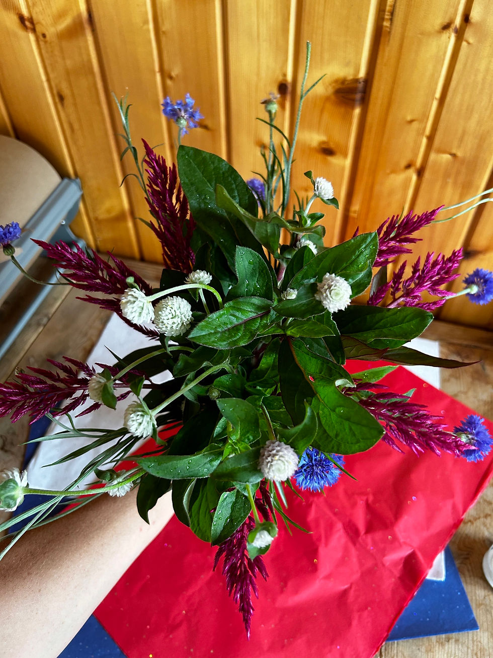 Thumbnail: Wrapped Bouquet