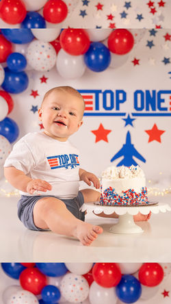 First birthday cake smash