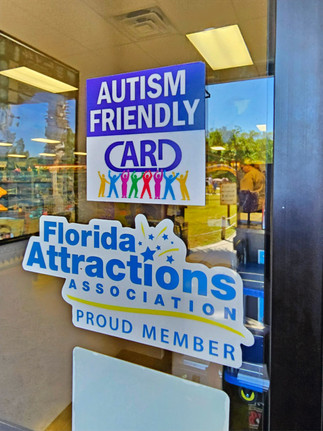 Dinosaur World es amigable con el autismo gracias al Centro de Autismo y Discapacidades Relacionadas de la Universidad del Sur de Florida