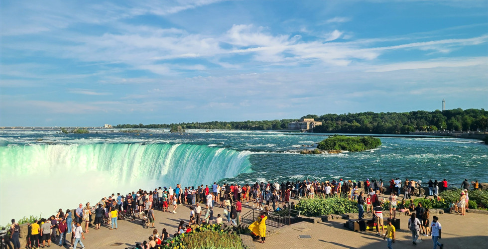 Horseshoe Falls in Niagara Falls, Canada from Table Rock Welcome Centre