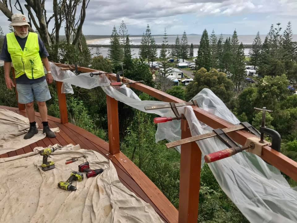 Mrs York's Garden, Construction of Viewing Platform, feature story by Brilliant-Online