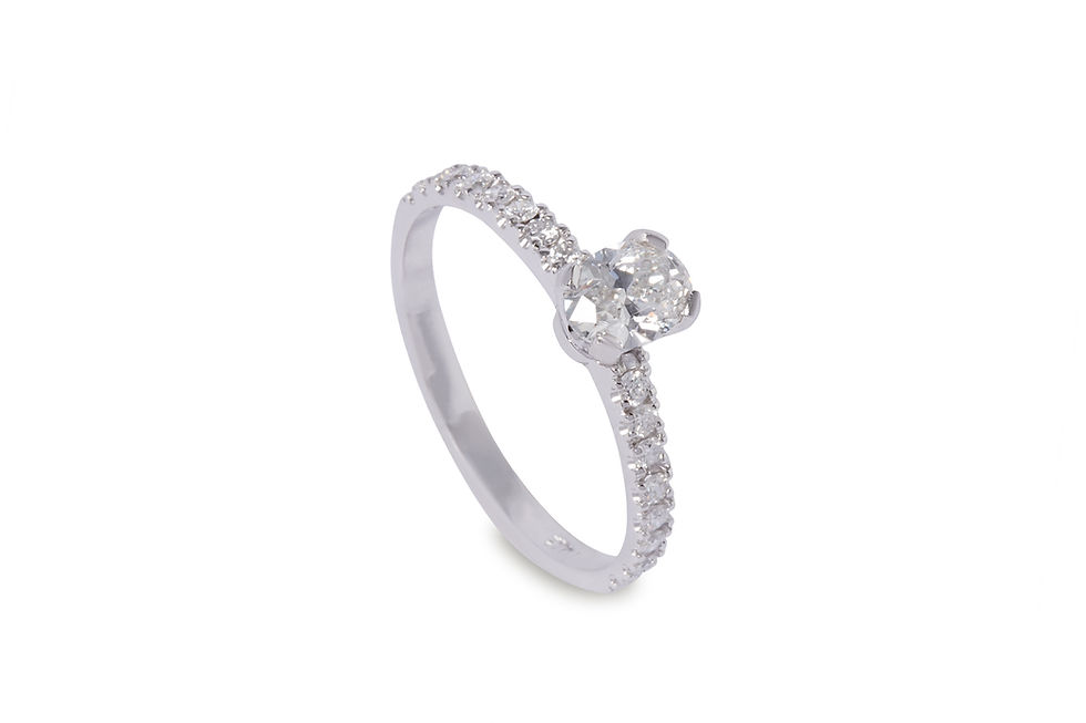Miniatura: Anillo Diam Oval 0.40 cts F VS2 GIA Diam laterales 0.25 cts oro 14k