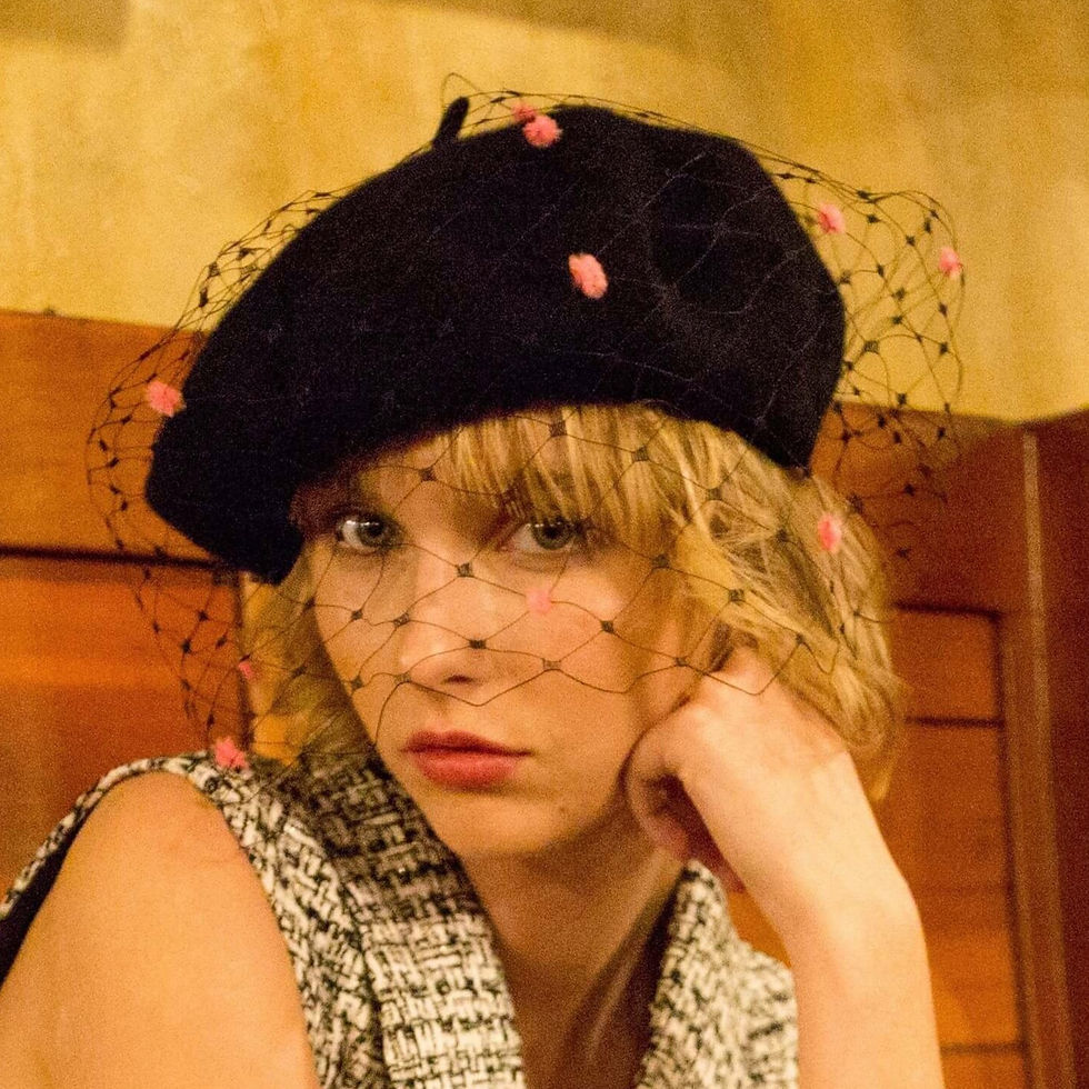 Basco con veletta e pois in ciniglia. Beret with Veil. Claudia della Frattina JCN Fascinators