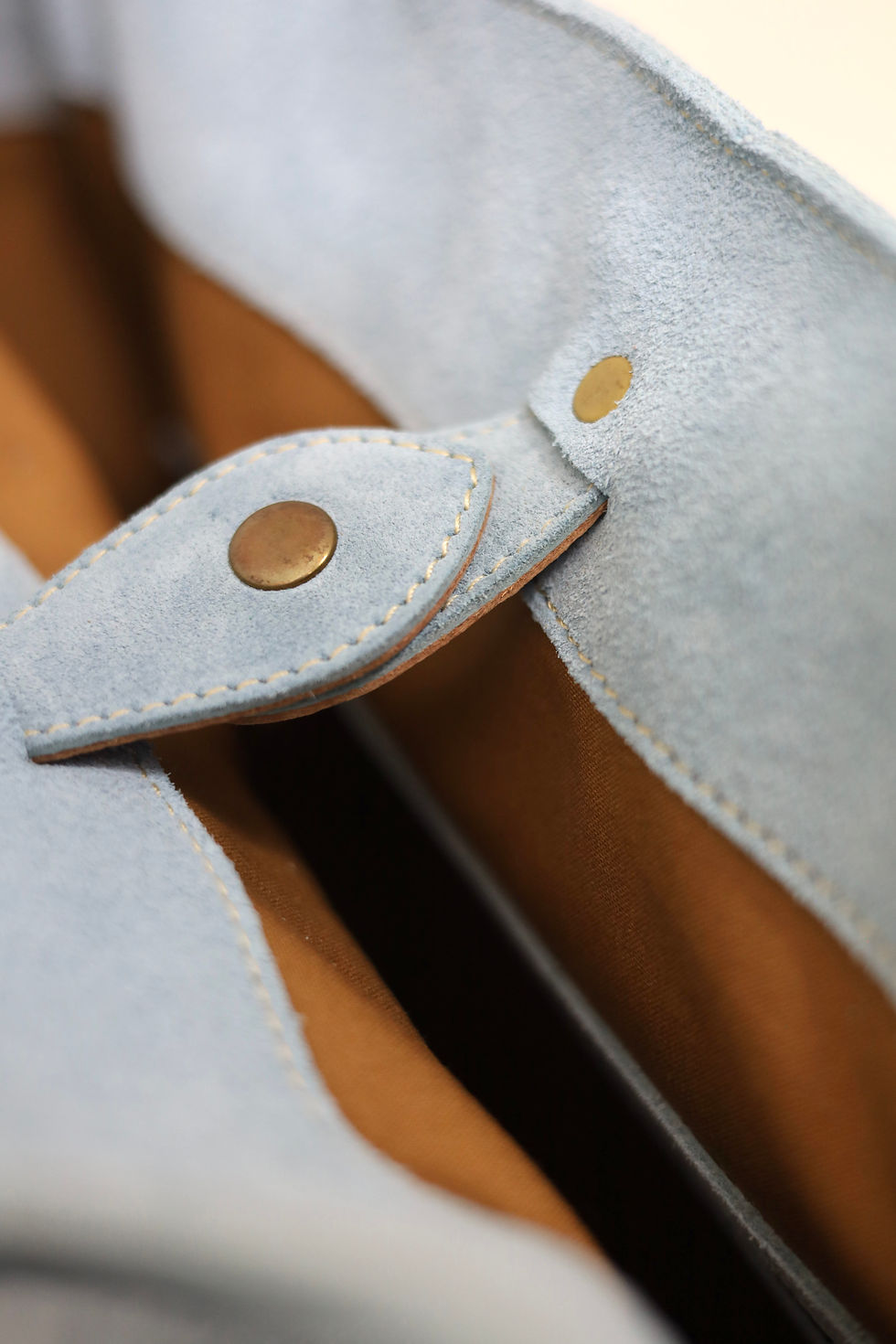 サムネイル： Fieldworker's Tote Suede Sky