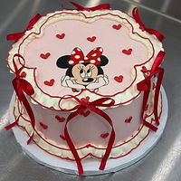 small 8" with bows and edible image.jpeg