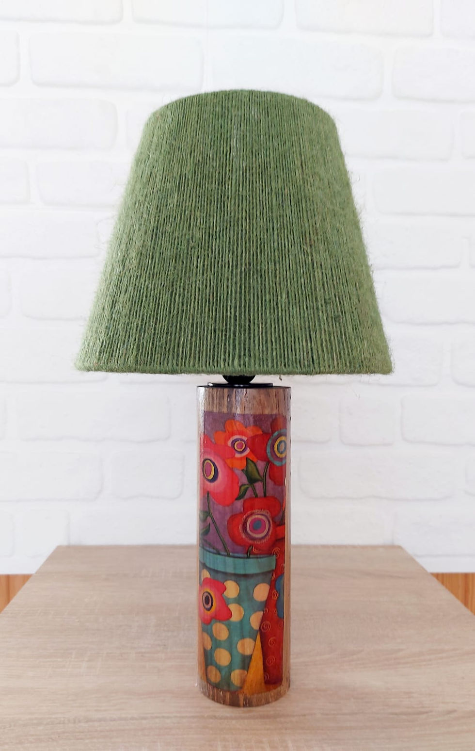 Küçük resim: RETRO NOW FLOR AHŞAP AYAKLI ABAJUR