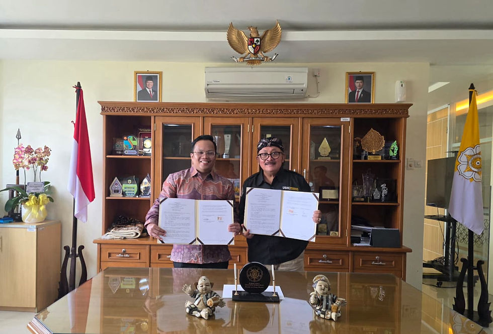 The President Director of Equilab International is Signing Clinical Trial Agreement with Hospital Director