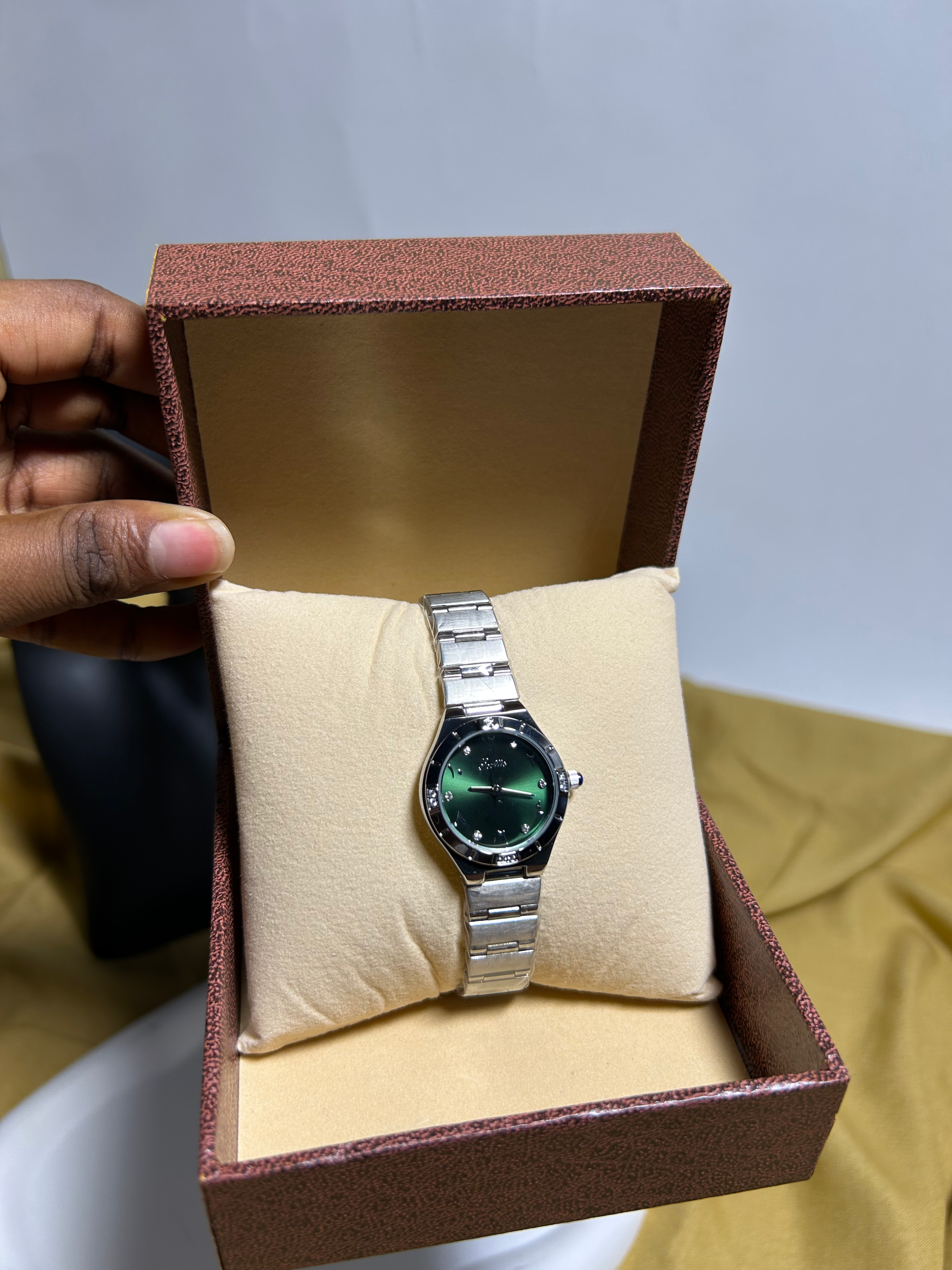 SCOTTIE SILVER WATCH (unique numbering)