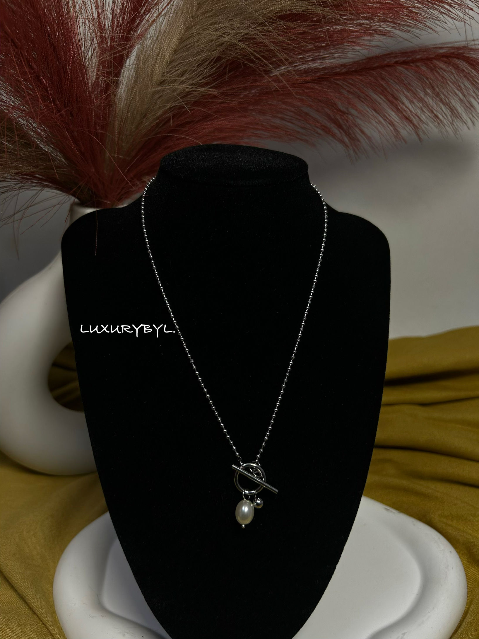 Silver Pearl drop Necklace 