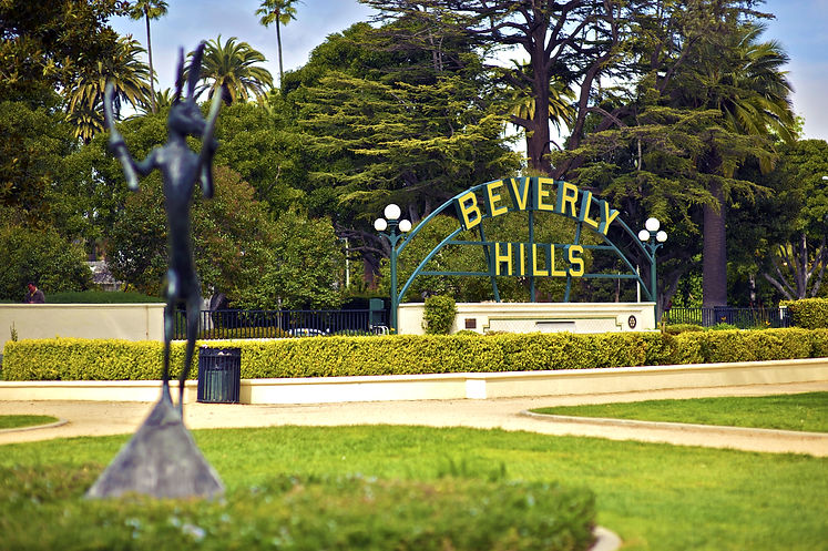 beverly-hills-california-2022-10-19-22-27-15-utc.jpg