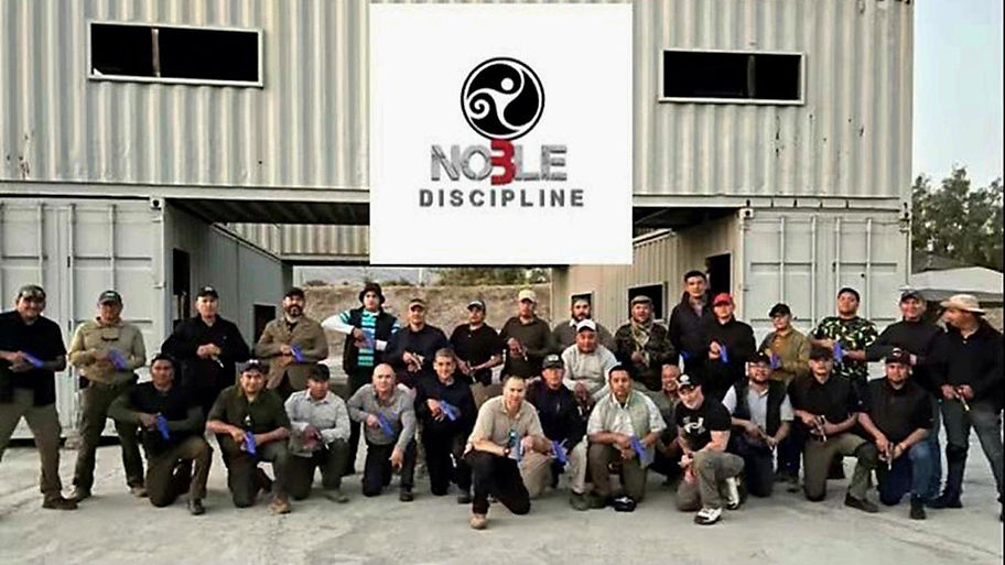 Danny Leikin dando una capacitacion