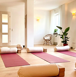 WhatsApp Image 2025-10-12 at 13_edited.j