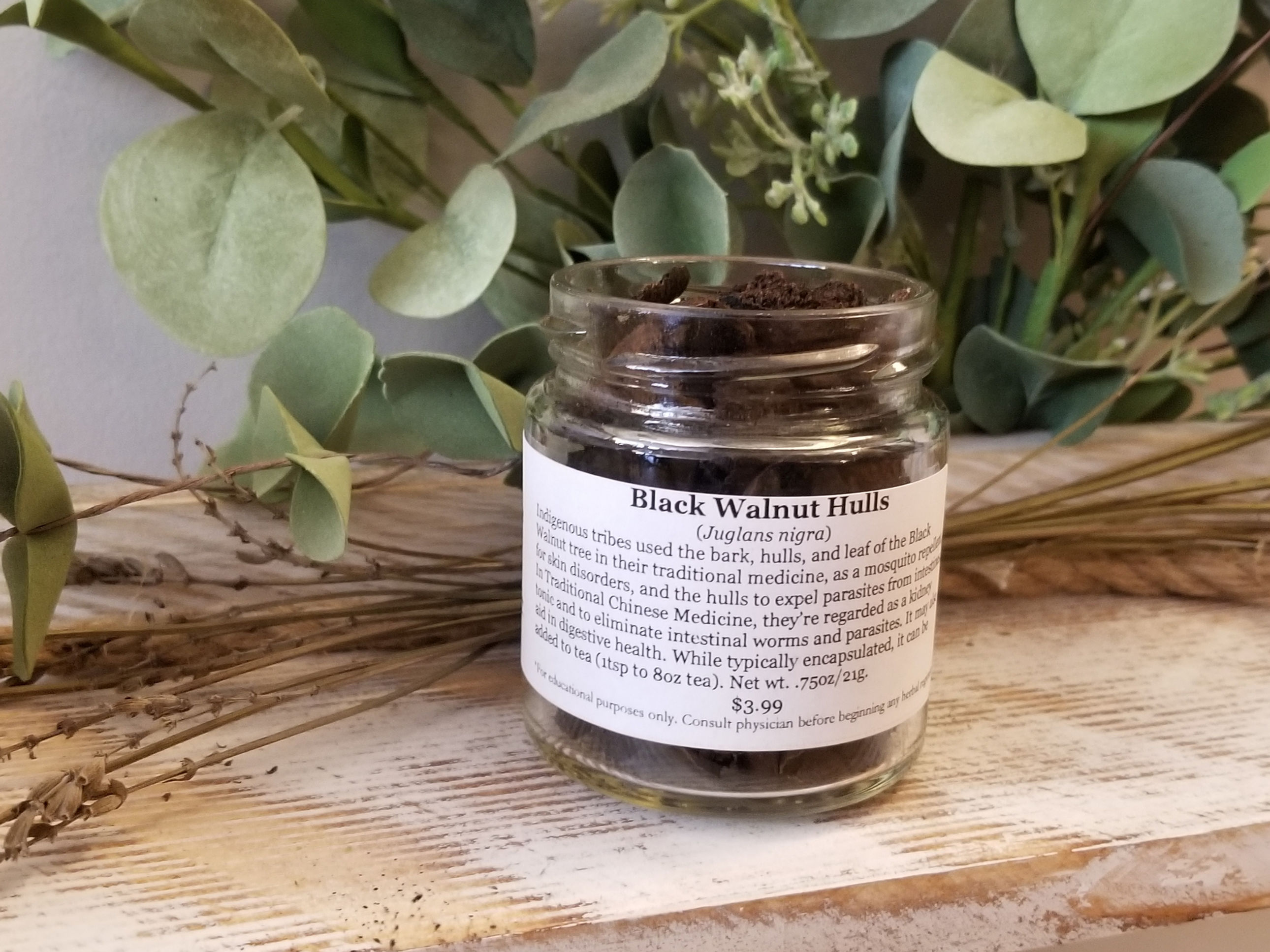 Black Walnut Hulls 4oz jar