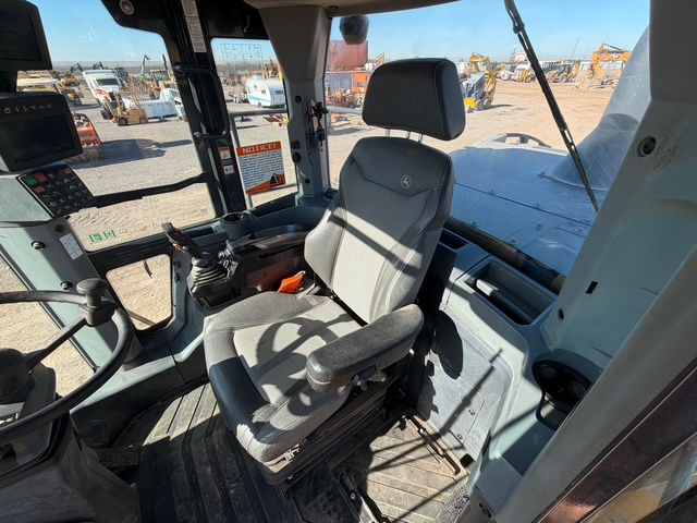 Thumbnail: 2021 JD 824L Unit#709775