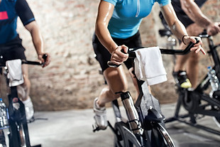 Als ausgebildeter Spinning-Instruktor zu sein bedeutet motiert zu sein und ausdauer zu besitzen.