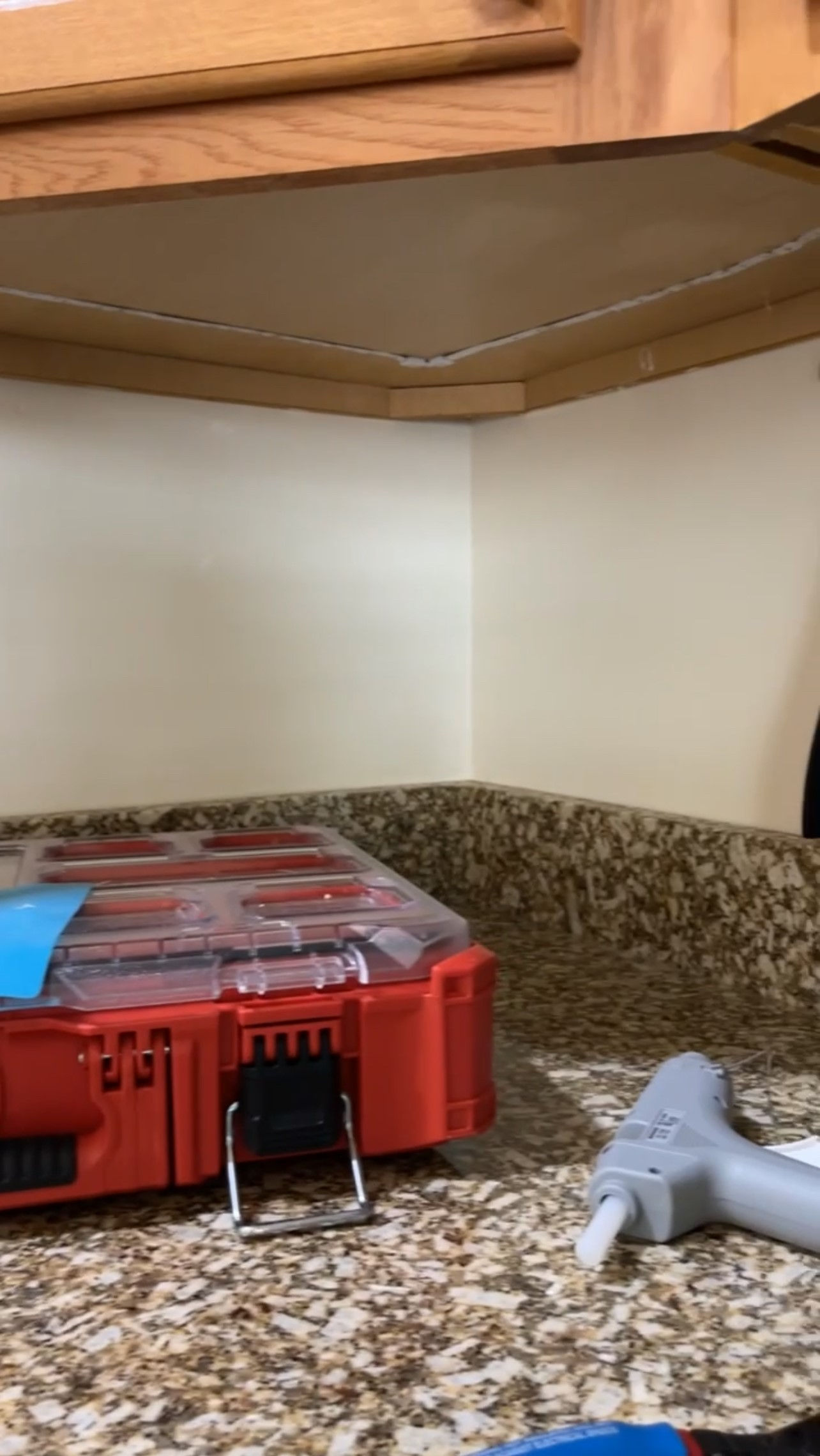 Under-cabinet Lighting 15