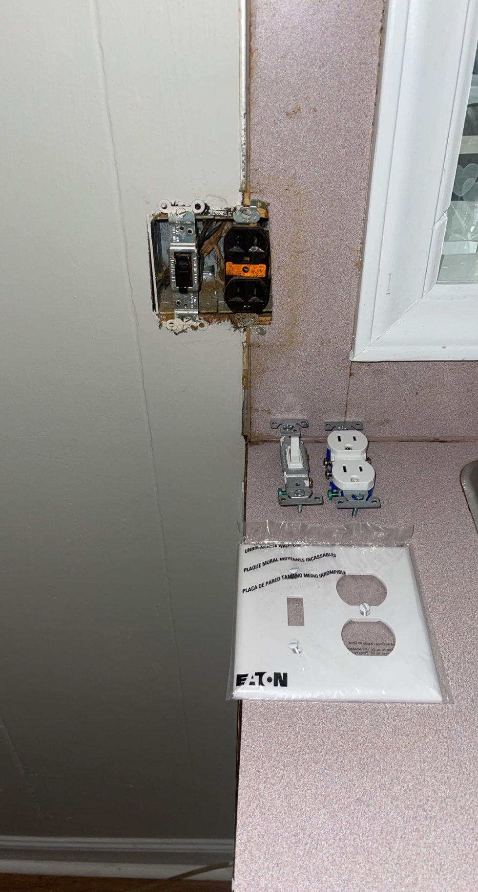 Switch and Receptacle Replacement 4