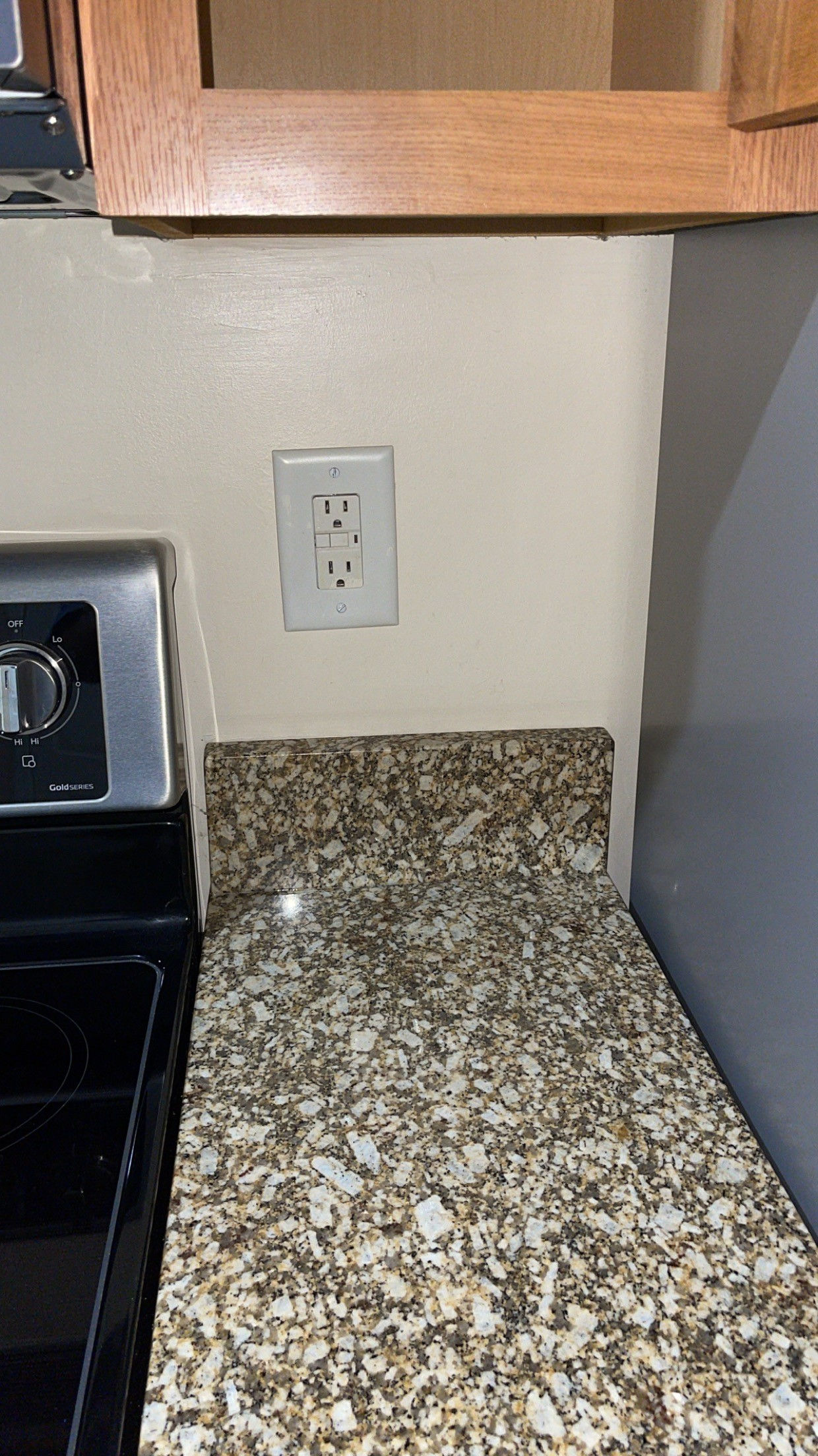 Under-cabinet Lighting 13