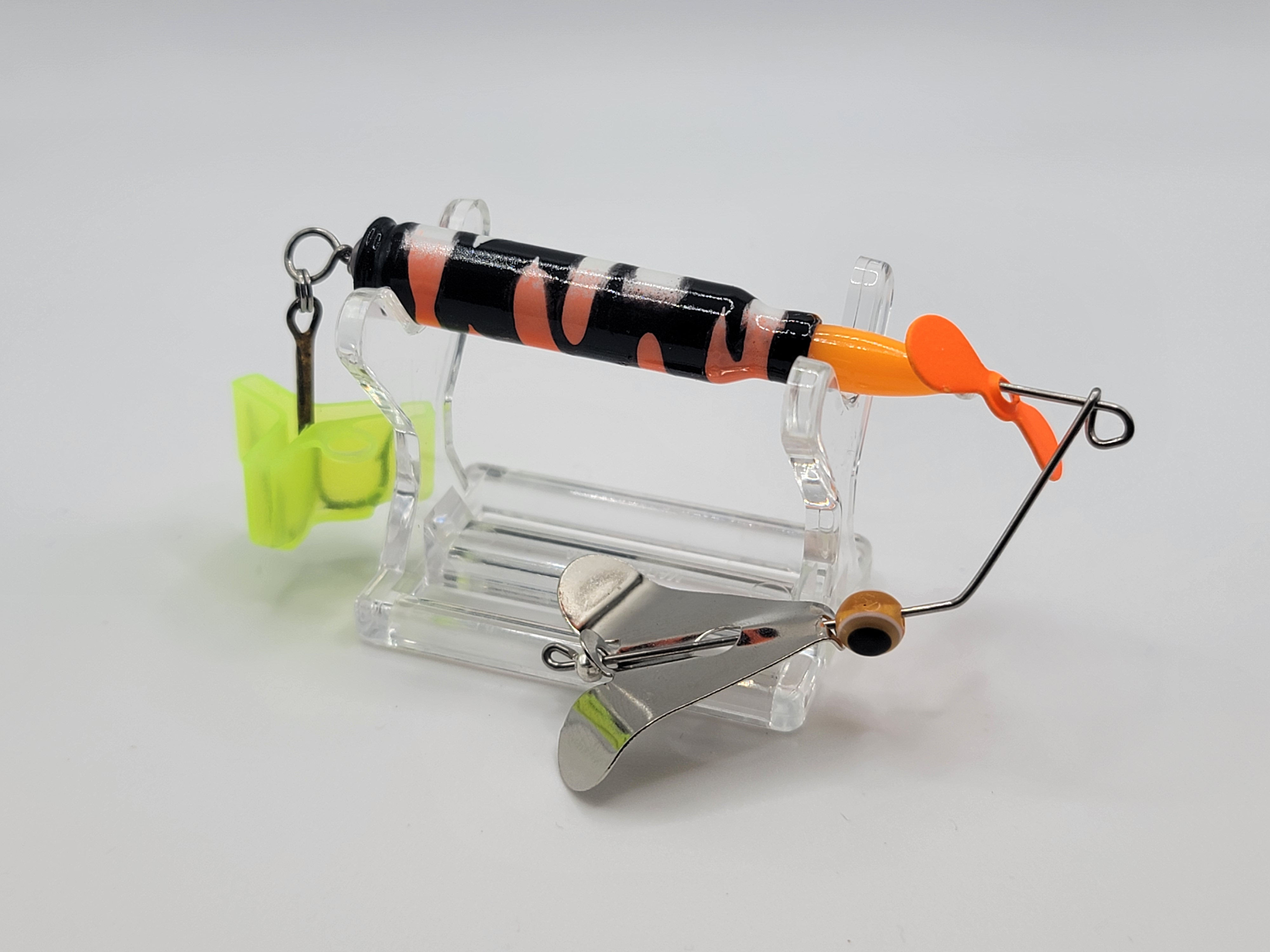 FLUORESCENT ORANGE/WHITE AND BLACK - EYED BUZZ BAIT