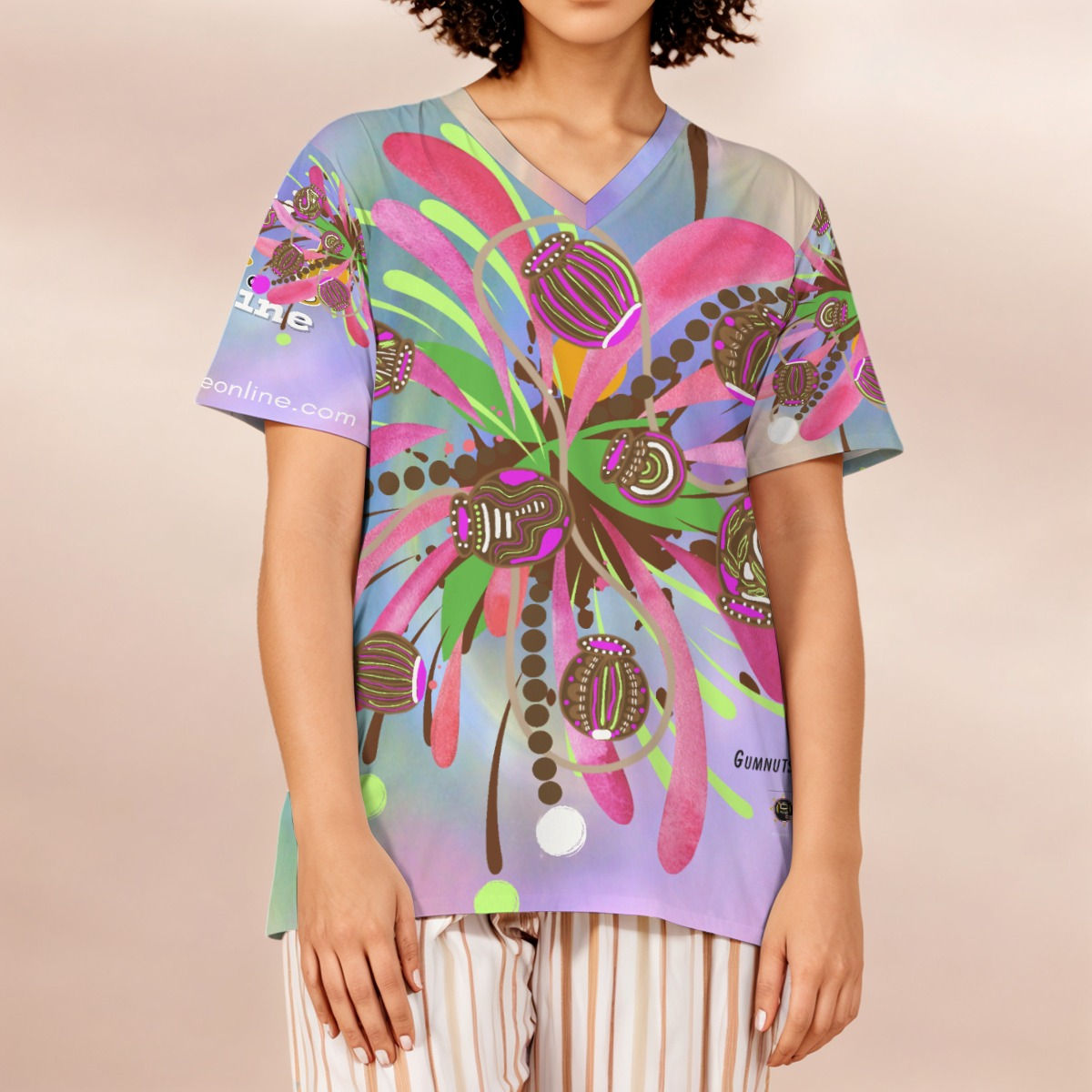 Women's Loose V-Neck Short-Sleeve T-Shirt - Gumnuts