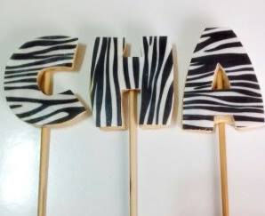 Miniatura: letras de biscoito decorados tema safari