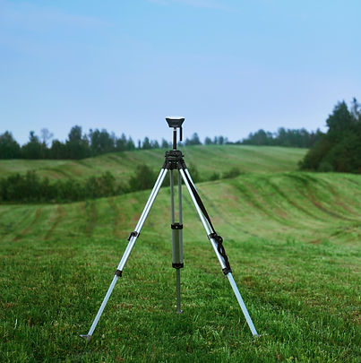 Precise positioning in the field_edited.jpg