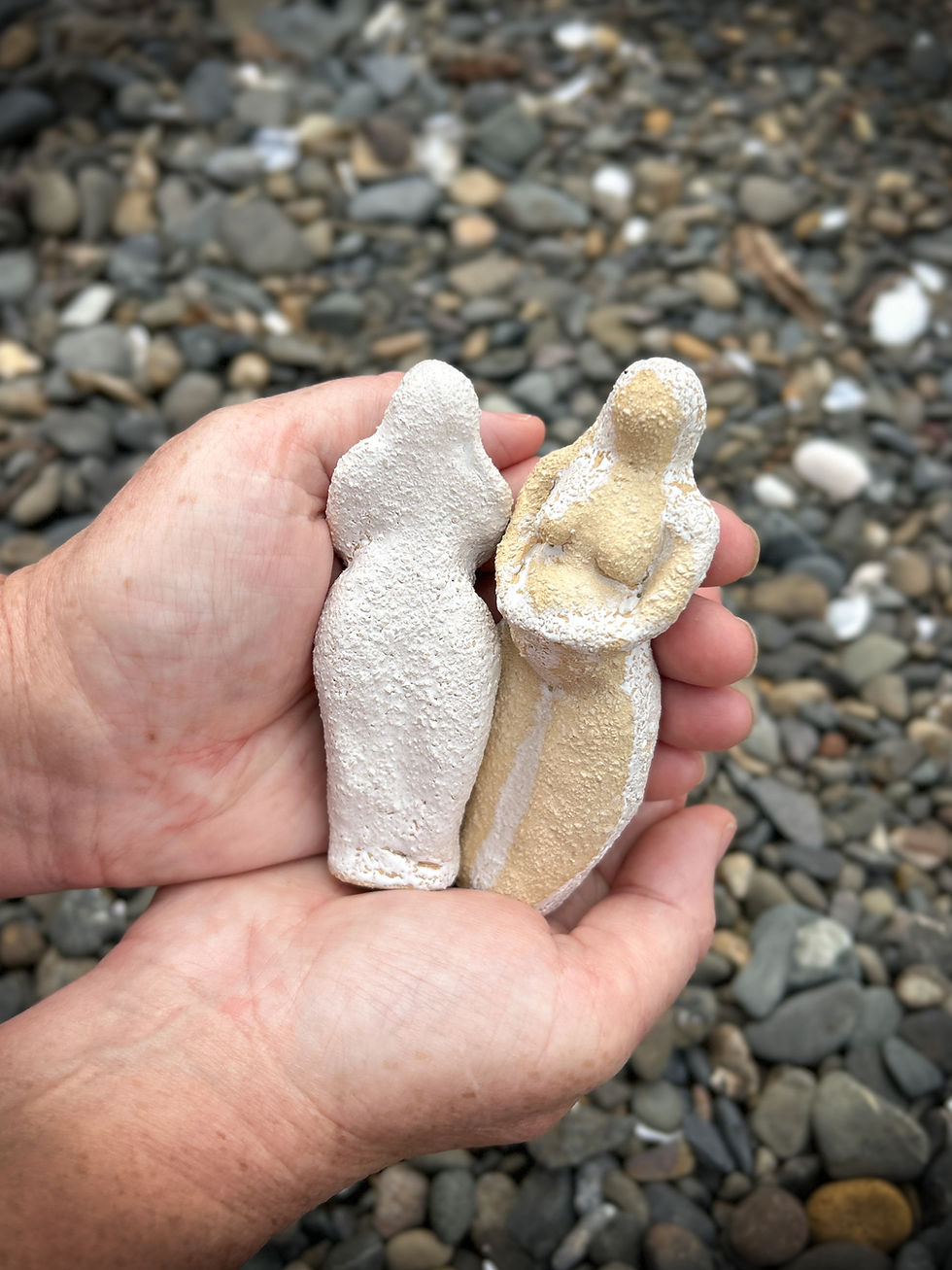 Thumbnail: Rich 'Latte' Cream (Various Sizes)