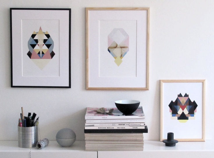 quadros e livros decoraçaõ