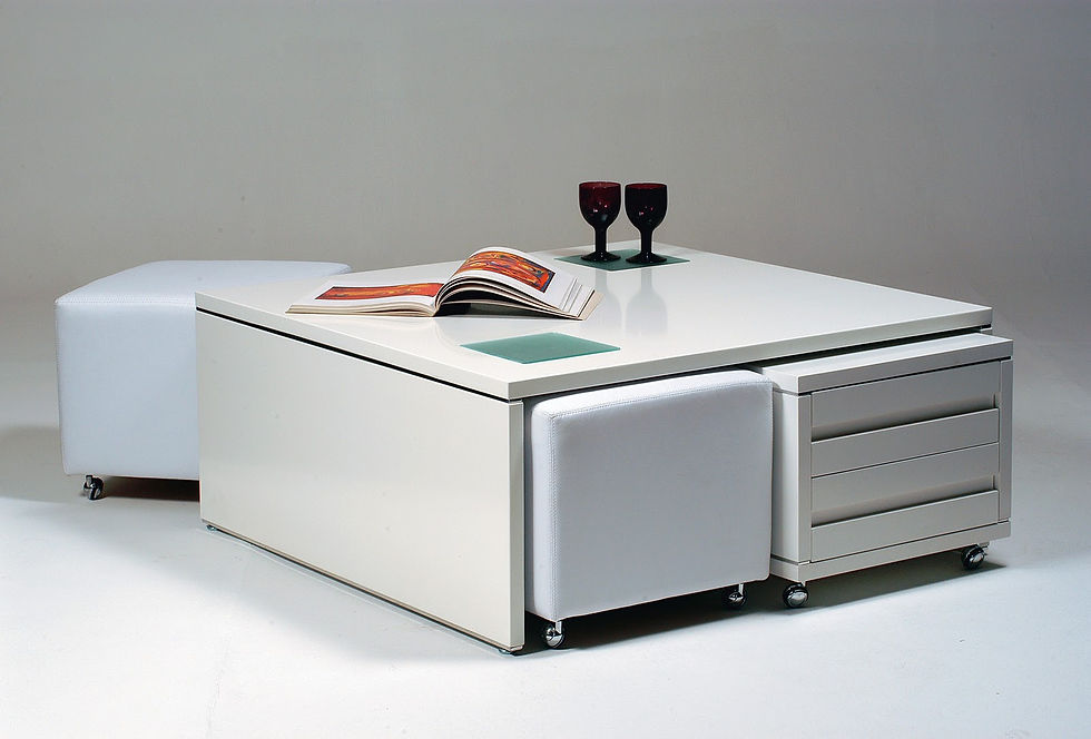 mesa de cetro com puffs
