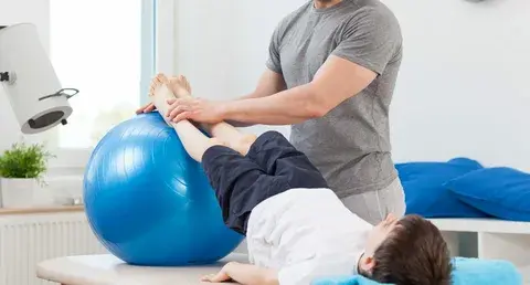 Pilates egzersizlerinde postür, nefes ve core farkındalığı eğitim temelli yaklaşım