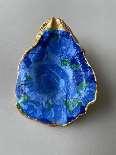 Thumbnail: Oyster Shell Display / Ring Holder