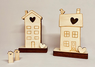 Herinneringshuisje beide opties hout.jpeg