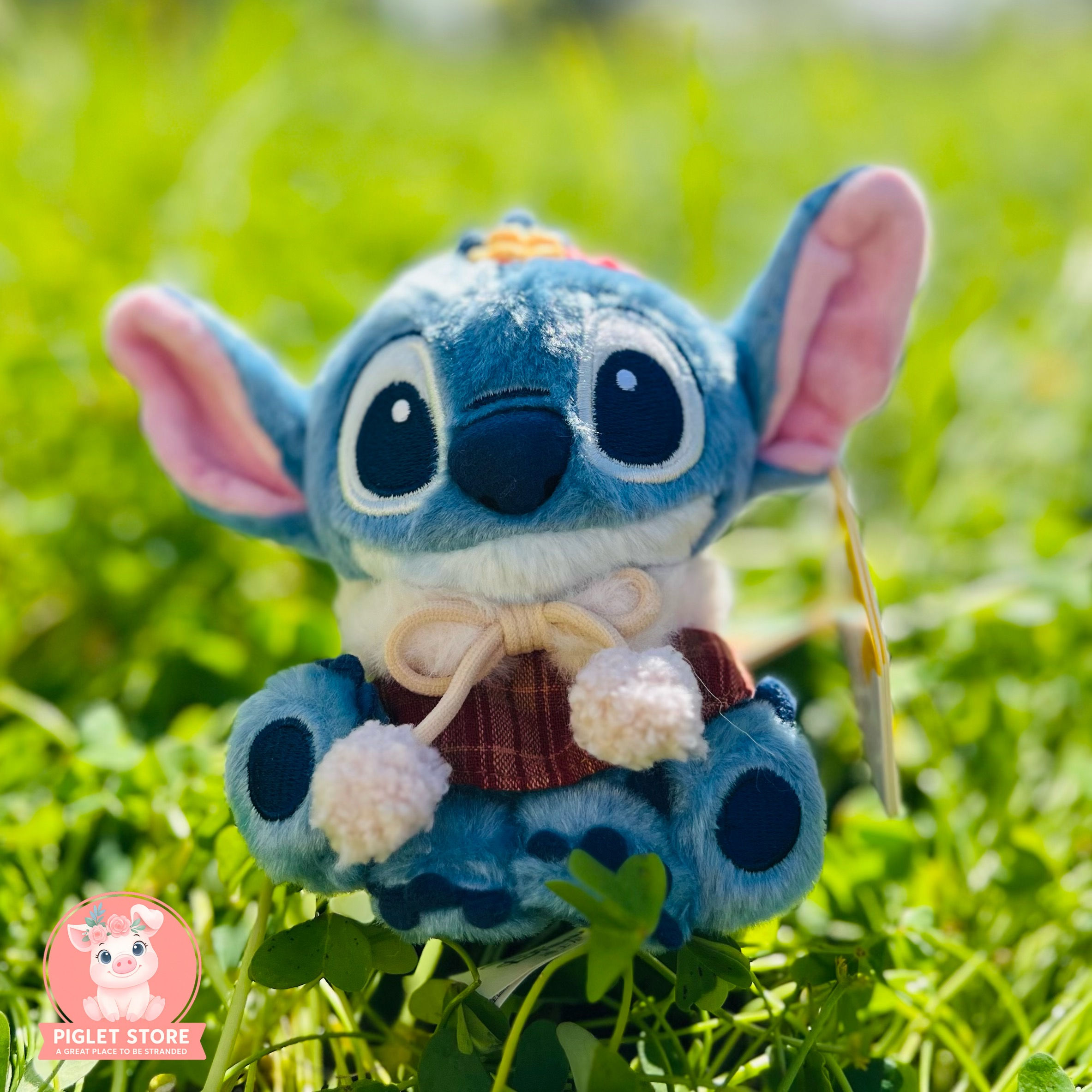 STITCH LITTLE CLOAK KEYCHAIN