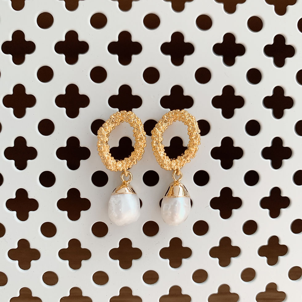 Thumbnail: Golden Wreath and Pearl Earrings
