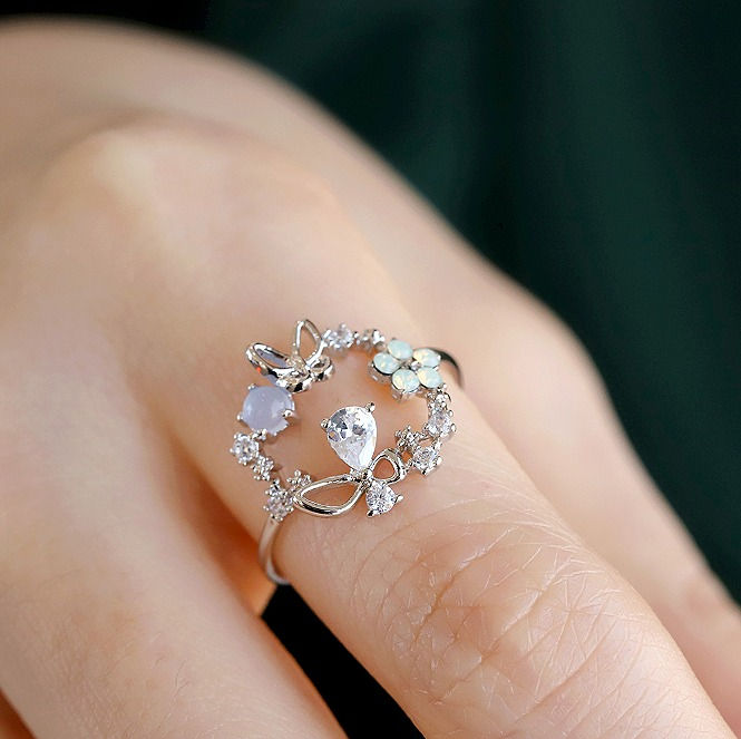 Thumbnail: Butterfly and Crystal Bow Tie Big Wreath Ring - MOOII