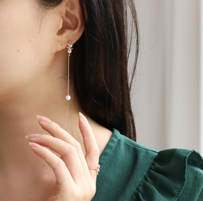 Thumbnail: Arc and Arch Drop Earring