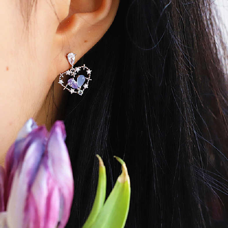 Thumbnail: Hollow Out Lover Heart Crystal  Earring - MOOII