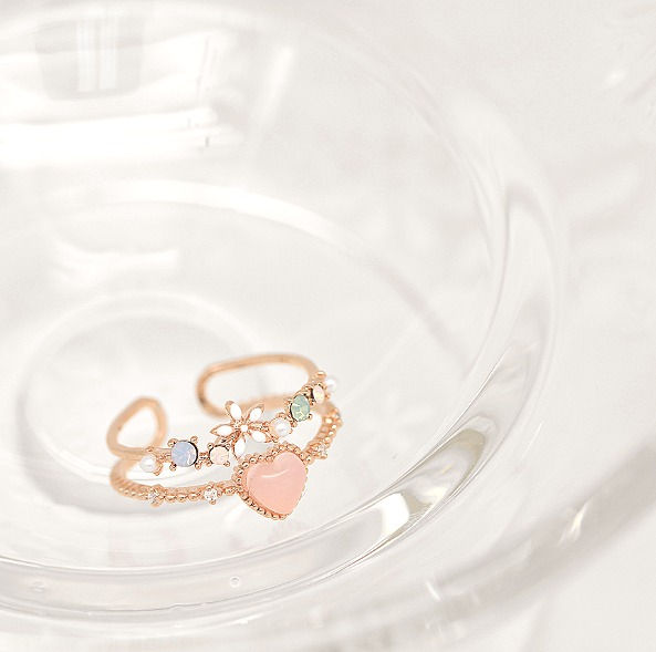 Thumbnail: Double Line Love Heart Flower Ring - MOOII