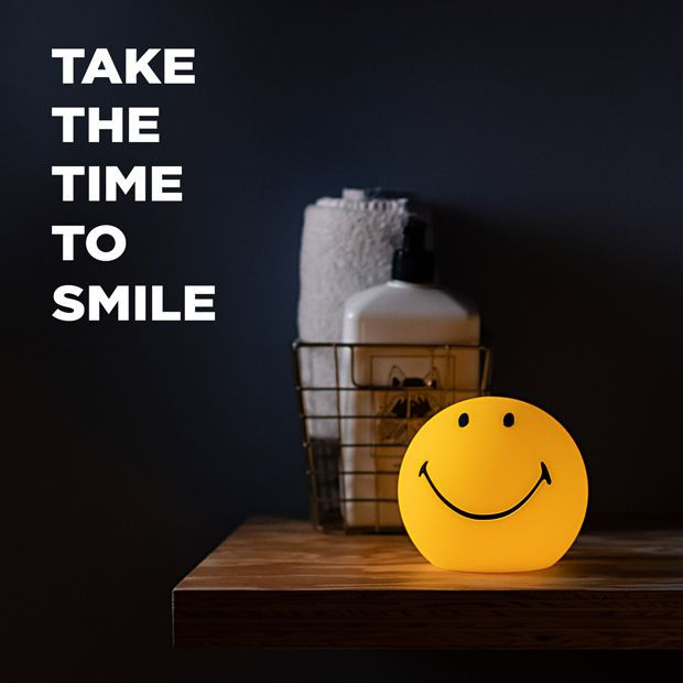 Thumbnail: Mr Maria: Bundle of Light - Smiley