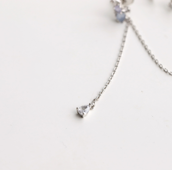 Thumbnail: Blooming Garland Cuff  Earring -MOOII