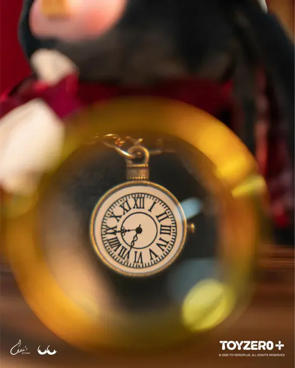 Thumbnail: LuLu the Piggy - Vinyl Face Plush Keychain (Magician Bunny LuLu ver.)