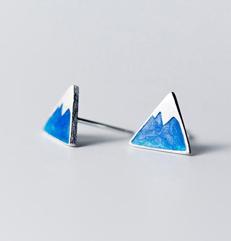 Thumbnail: Mount Fuji In My Heart S925 Ear Stud