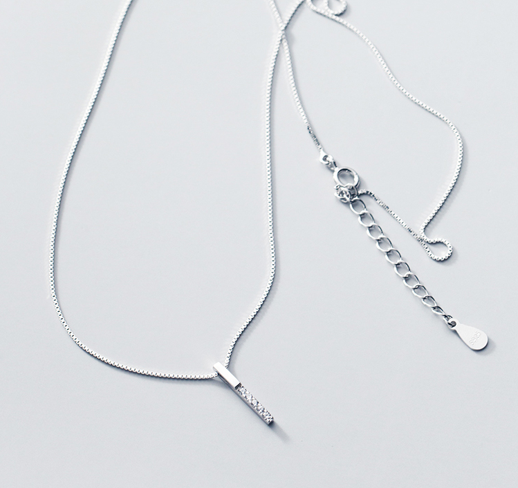Thumbnail: Sterling Silver Bar Sparkling Necklace - MOOII
