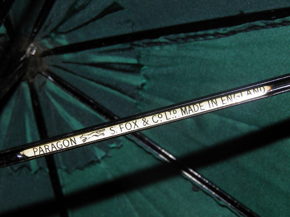 Thumbnail: Antique GP Handled Green Canopy Umbrella With Hunting Whip & Horseshoe Design