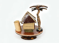 Coco Bahay Kubo Pen Holder