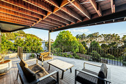 162 Camden Head Road-29