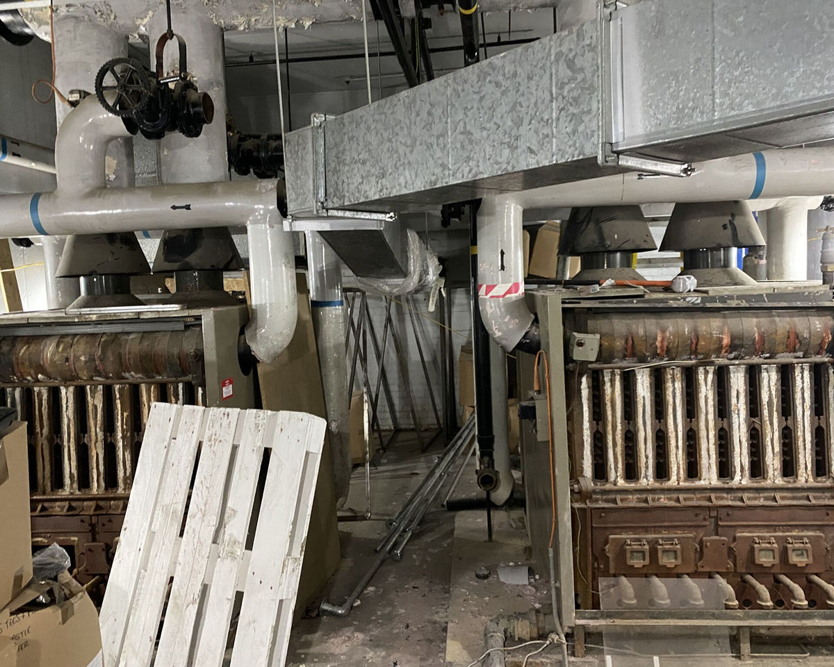 OSS team removing heavy electrical plant in Newcastle
