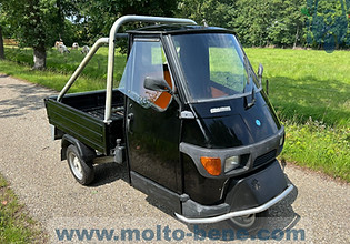 1606 Piaggio Ape 50 Cross 2.jpeg