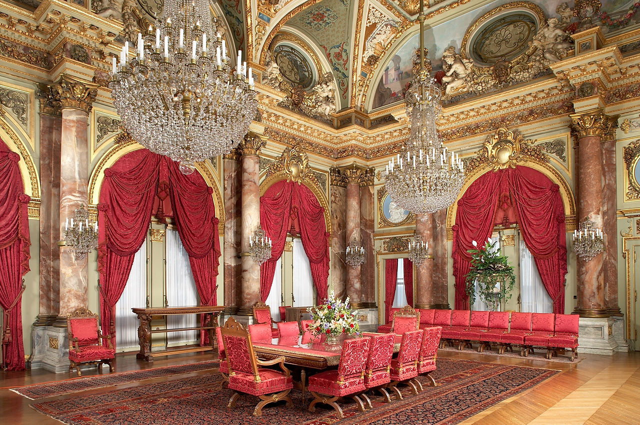 breakers_dining_credit_John_W_Corbett_PSNC_d9cd2bba-f073-4559-bd97-6381e31497eb